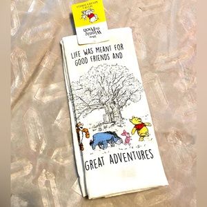 Disney • Winnie the Pooh• Good Friends ❤️ • Set of 2 Kitchen Towels